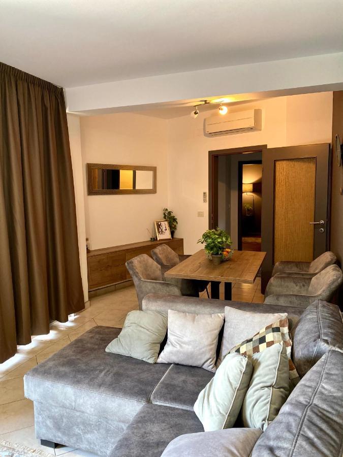 Bed And Breakfast Veja'S Krk Town Esterno foto